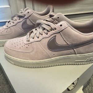 Nike Air Force 1 Suede Low Top in Light Pink